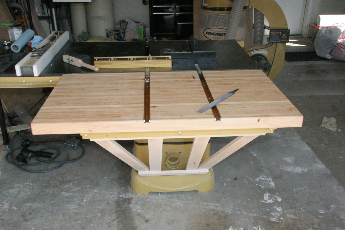 Custom Table Saw Outfeed Table | Pocket Holes 'n Biscuits